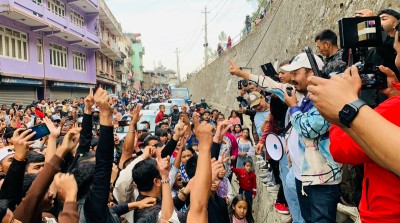  चलचित्रको मुनाफाबाट एन्जिलाको घर बनाउँछौं : निर्माता श्रेष्ठ 
