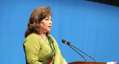  इरानमा रहेका १६ नेपालीमध्ये ११ जना भोलिसम्ममा भारत आइपुग्ने : परराष्ट्रमन्त्री राणा 