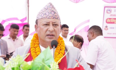  ‘पश्चिम नवलपरासीका ६ नदीमा तटबन्ध गर्नुछ, सरकार गम्भीर छ’ 