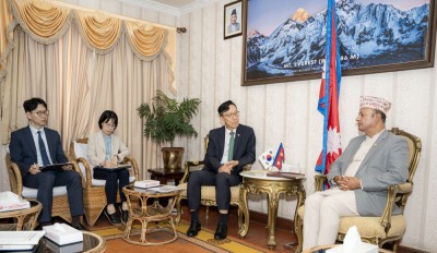  ऊर्जामन्त्री र राजदूतबीच शिष्टाचार भेट : कोरियासँग ऊर्जा सहकार्यका विषयमा छलफल 