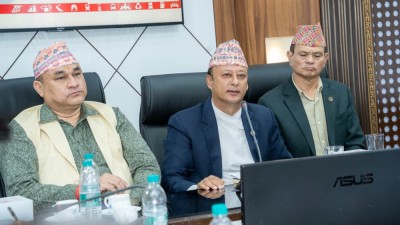  विकासविरोधीलाई कानुनी रुपमा निस्तेज गर्न जरुरी : उर्जामन्त्री खड्का 