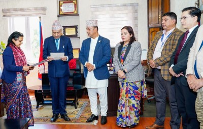  दोस्रो कार्यकालका लागि विद्युत् नियमन आयोगको सदस्यमा भट्टराईले लिइन् शपथ 