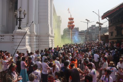  होली पर्व मनाईदै ( तस्वीरहरु) 