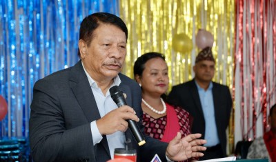 विद्यार्थीलाई प्रकाशमानको सुझाव- जिन्दगीको लक्ष्य पूरा गर्न मिहिनेत गर्नुस् 
