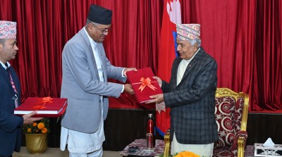  महान्यायाधिवक्ताको कार्यालयद्वारा राष्ट्रपति पौडेलसमक्ष वार्षिक प्रतिवेदन पेस 