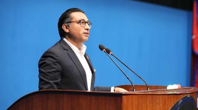  ‘थाकेको सरकारले जाँगर नचलाइ ल्याएको पुरानै कार्यक्रमको सूची’ 