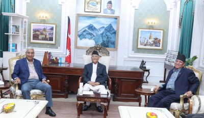  प्रधानमन्त्रीसहित ३ दलका शीर्ष नेताको बैठक बस्दै 