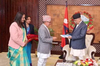  सूचना दिने काममा सरकार र आयोगबीच सहकार्य हुनुपर्नेमा प्रधानमन्त्रीको जोड 