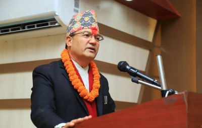  कोप- २९ मा भाग लिन वनमन्त्री ऐनबहादुर शाही अजरबैजान प्रस्थान 