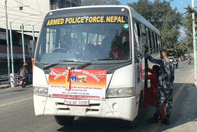  प्रहरीका निःशुल्क बस सेवाबाट तीन हजारभन्दा बढी यात्रु लाभान्वित 