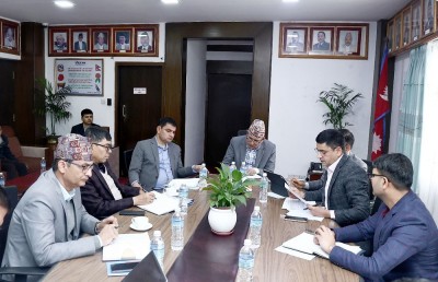  अर्थ मन्त्रालयद्वारा आगामी बजेटबारे छुट्टा-छुट्टै छलफल, नयाँ कार्यक्रममा ध्यान दिन सुझाव 