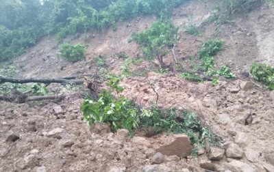 पहिरोमा पुरिएर मृत्यु हुनेको संख्या  ८ पुग्यो, ४ जना घाइते 
