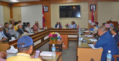  सरकार र यातायात व्यवसायीबीच ६ बुँदामा सहमति नजिक, राइड सेयरिङमा कुरा मिल्न बाँकी 