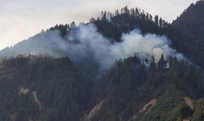  काभ्रेको गोरखनाथ सामुदायिक वनमा डढेलो, मानव बस्ती र खानेपानी आयोजना जोखिममा  