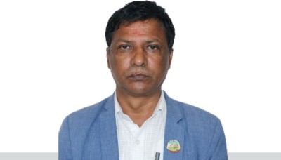  फरार सूचीमा रहेका एमाले सांसद प्रधानमन्त्रीको कार्यक्रममा अतिथि ! 