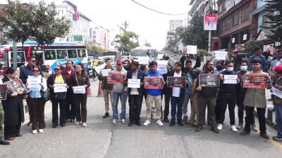  माइतीघरमा दलित अधिकारकर्मी तथा युवाहरुको प्रदर्शन [तस्वीरसहित] 