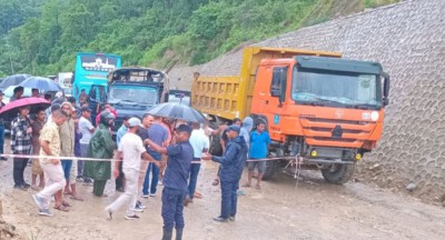  दाउन्नेमा भासिएर अवरुद्ध सडक एकतर्फी सञ्चालन 
