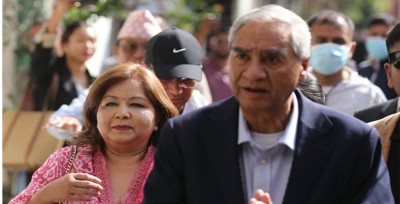  देउवा दम्पती थप उपचारका लागि सिंगापुर जाँदै 