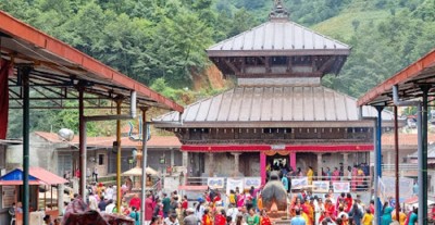  केदारनाथको शिर मानिएको डोलेश्वर मन्दिरमा दर्शनार्थीको भीड, चारवटै ढोका खुला 