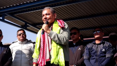  दुर्गा प्रसाईंको घोषणा : बालेनलाई ठेगान लगाउँछु, सुकुम्बासीलाई पक्की घर दिलाउँछु 