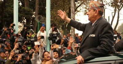  पूर्वराजा ज्ञानेन्द्र शाह काठमाडौं आइपुगे : राजावादीले गरे भव्य स्वागत 