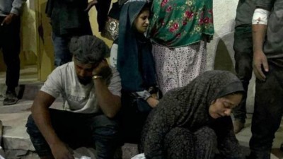  गाजाका बासिन्दाहरू अर्को खानाको आपूर्ति कहिले होला भनेर पर्खिरहेका छन् 