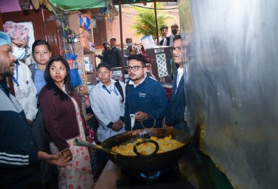  काठमाडौँमा बजार अनुगमनका लागि घुम्ती खाद्य प्रयोगशाला सञ्चालन 