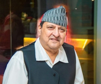  पूर्व राजा ज्ञानेन्द्र शाह लुम्बिनी जाँदै 
