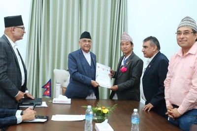  धरानवासीलाई खानेपानी उपलब्ध गराउने प्रक्रिया अघि बढेको प्रधानमन्त्रीको भनाइ 