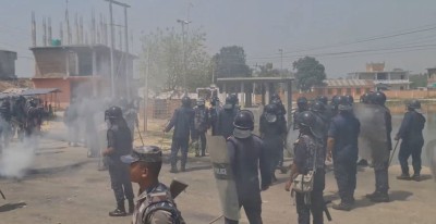  जनकपुरमा स्थानीय र प्रहरीबीच झडप 