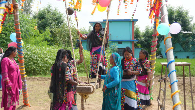  दाजुभाइको दीर्घायुको कामना गर्दै मनाए रानाथारू महिलाले तिज 