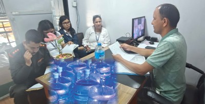  बजार अनुगमनमा भेटियो लापरबाही : गुणस्तर परीक्षण बिना पिउने पानी उत्पादन 