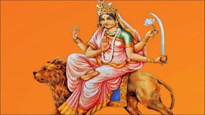  आज देवी कात्यायनीको पूजा आराधना गरिदै 