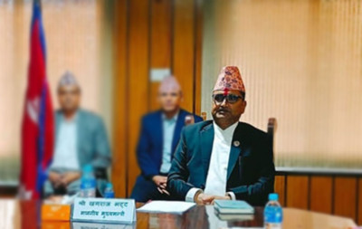  सुदूरपश्चिमका मुख्यमन्त्री खगराज भट्टलाई विश्वासको मत 
