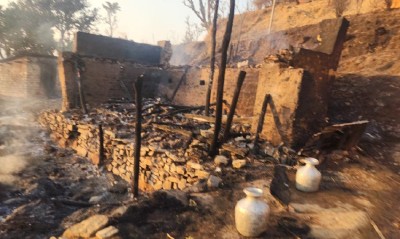  खोटाङमा डढेलो बस्तीमा पस्दा एक विद्यालयसहित सात घर जलेर नष्ट 