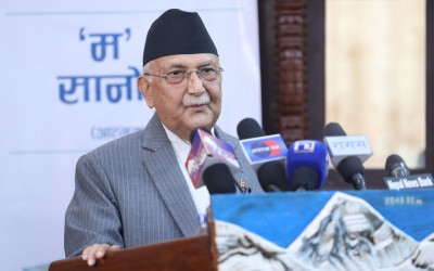  प्रधानमन्त्री ओलीले भने- तिललाई पहाड नबनाऔं 