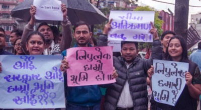  लिपुलेक हुँदै कैलाश मानसरोवर यात्रा सुरु गर्ने भारतको निर्णयविरुद्ध विद्यार्थीको प्रदर्शन 
