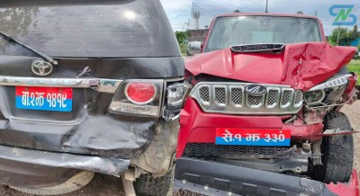  सुदूरपश्चिमका दुई मन्त्रीका गाडी आपसमा ठोक्किए, मानवीय क्षति भएन 