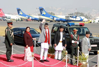  प्रधानमन्त्री ओली चारदिने औपचारिक भ्रमणका लागि चीन प्रस्थान 