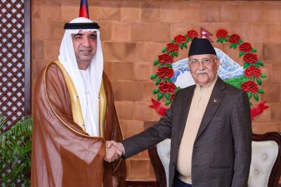  दुई देशबीच पारस्परिक हितका विषयमा प्रधानमन्त्री ओली र राजदूत अल शम्सीबीच छलफल 