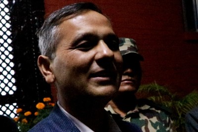  गिरिबन्धु टि-स्टेटको जग्गा प्रकरणसम्बन्धी फाइल खोल्न गृहमन्त्री अर्यालद्वारा उजुरी आह्वान 