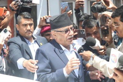  विपत्तिमा राजनीति नभइ राष्ट्रिय एकताको खाँचो : प्रचण्ड 