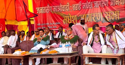  मधेसवादी दलहरु अवसरवादको दलदलमा फसे : प्रचण्ड 