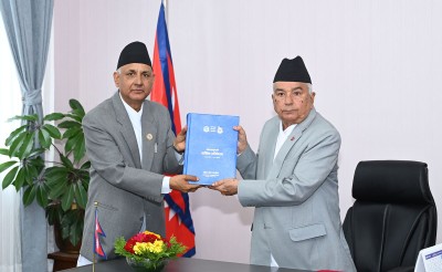  अख्तियारको ३५ औं वार्षिक प्रतिवेदन राष्ट्रपति समक्ष पेस 