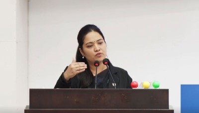  होल्डिङ सेन्टरमा रहेका नागरिकहरुलाई दिगो रुपमा व्यवस्थापन गरिने : मन्त्री रावल 