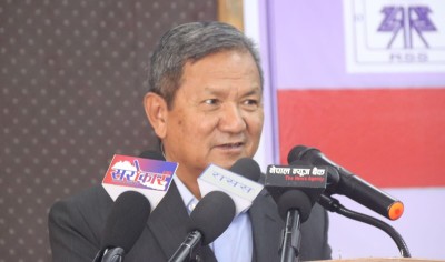  सरकारका प्रवक्ता गुरुङ भन्छन्- गृहमन्त्रीको राजीनामा आवश्यक छैन, छानबिनअघि नै निष्कर्ष ननिकालौं 