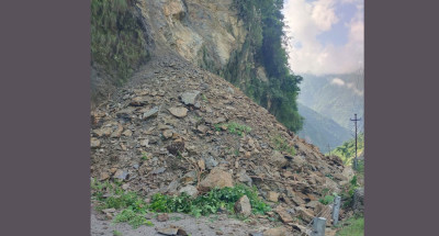  विभिन्न स्थानमा पहिरो खस्दा नारायणगढ-मुग्लिन र पृथ्वी राजमार्ग पूर्ण रुपमा अवरुद्ध 