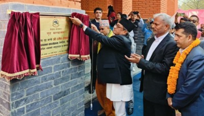  अध्यागमनका कर्मचारीलाई गृहमन्त्रीको निर्देशन- जनताको सेवा गर्दा नम्र व्यवहार गर्नू 