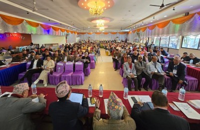  सदस्यहरूको बोल्ने क्रम नसकिएपछि राप्रपा केन्द्रीय समिति बैठक लम्बियो 