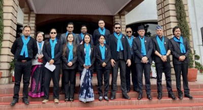  कालो कपडा र निलो स्कार्फमा संसद्‍मा रास्वपाकाे विरोध 